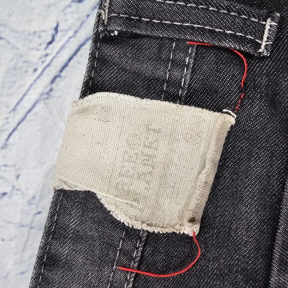 Free Planet MENS SIZE 44 Shorts Gray Denim Jeans Raw Hem Baggy - Picture 10 of 11